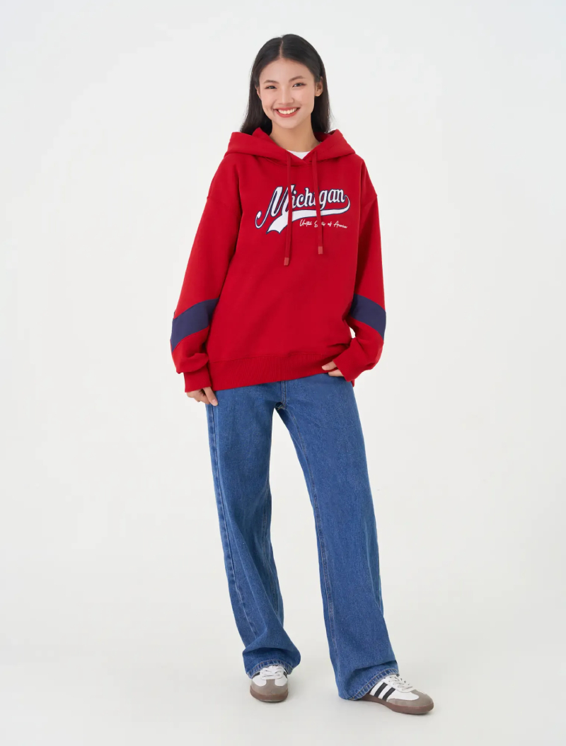 Phối Áo Hoodie Với Quần Ống Rộng