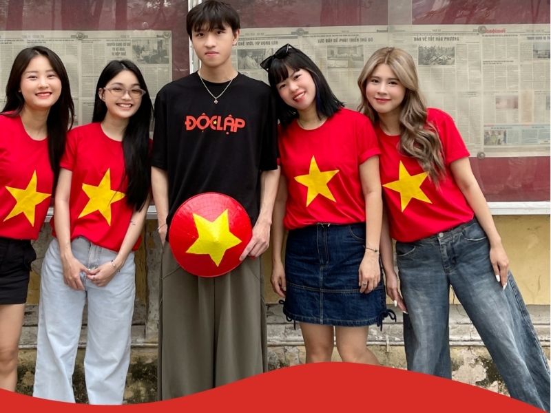 phối áo cờ đỏ sao vàng