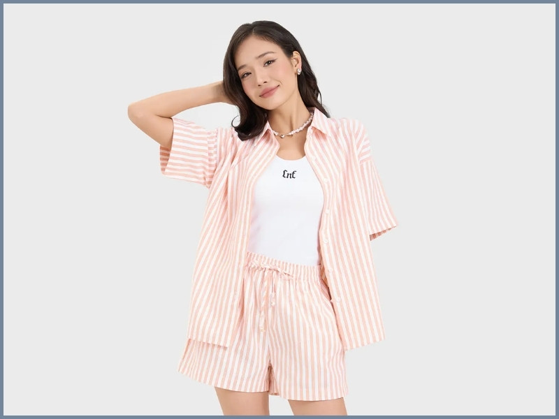 cách phối áo sơ mi với quần short nữ