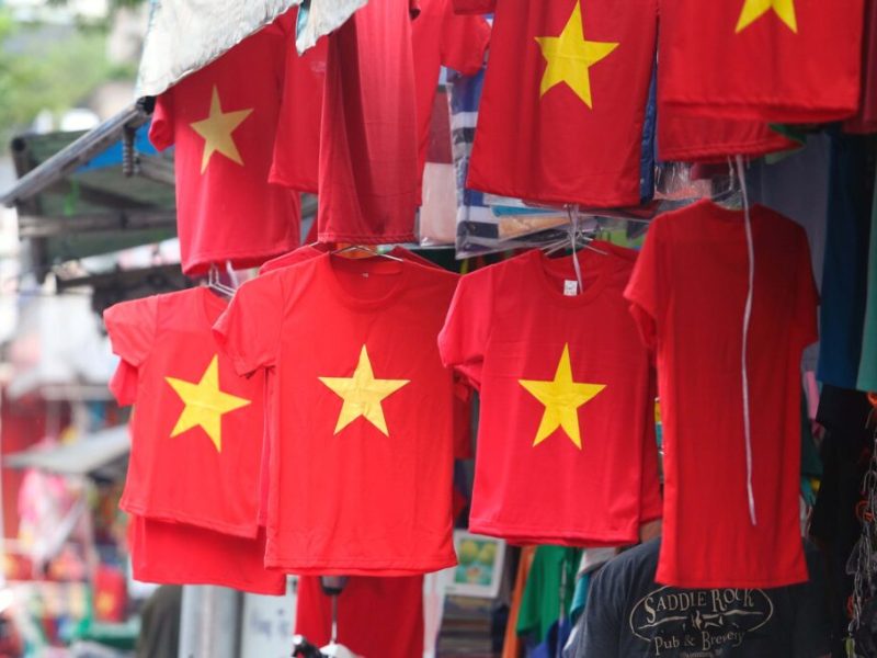 bán áo cờ đỏ sao vàng tại đà nẵng