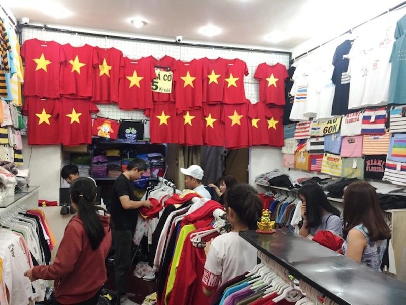áo cờ đỏ sao vàng ở đà nẵng