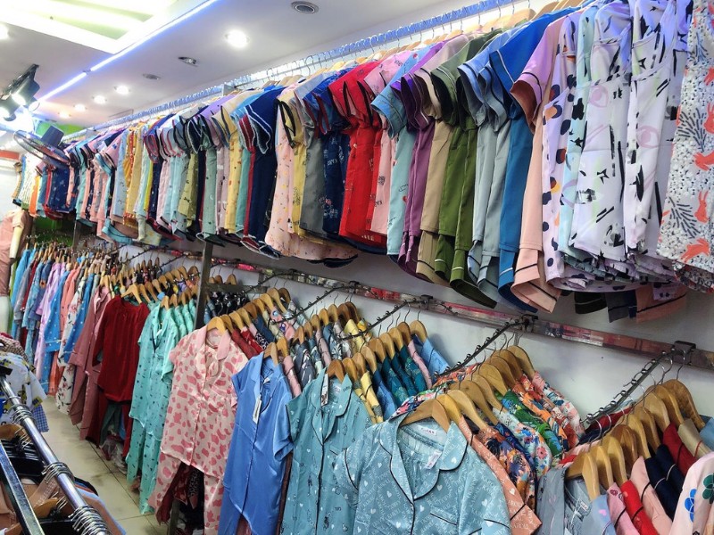 các thương hiệu đồ mặc ở nhà
