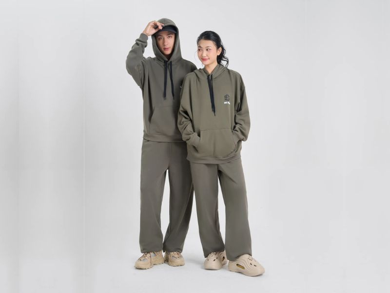 relaxed fit relaxed fit