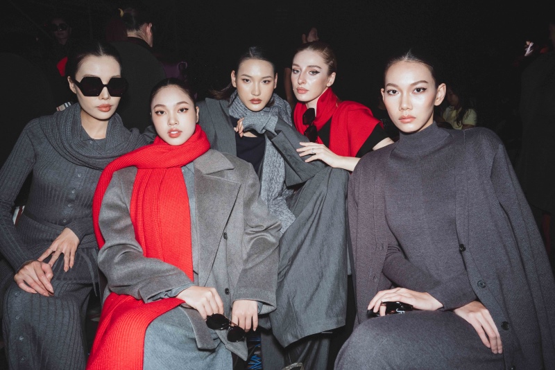 canifa ra mắt bộ sưu tập timeless bonding tại vietnam international fashion week 2025