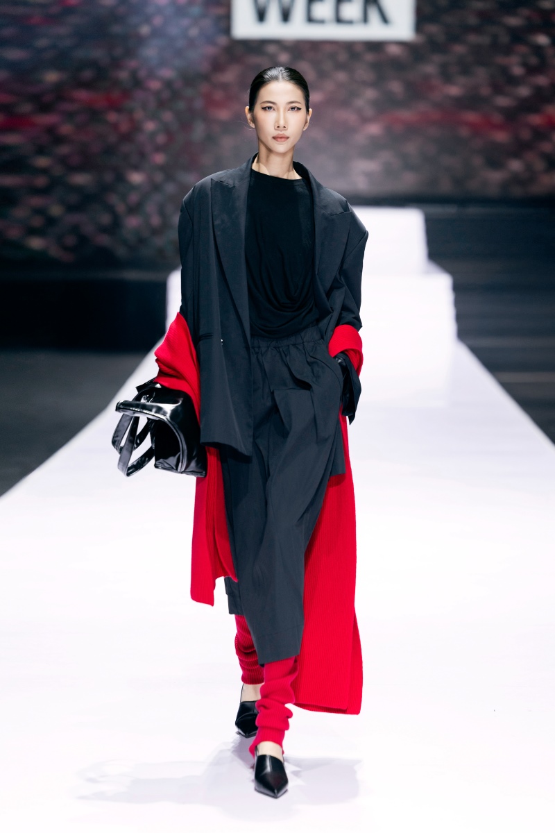 canifa ra mắt bộ sưu tập timeless bonding tại vietnam international fashion week 2025