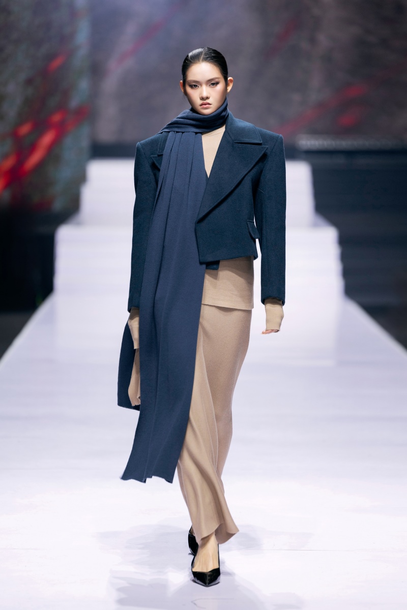 canifa ra mắt bộ sưu tập timeless bonding tại vietnam international fashion week 2025