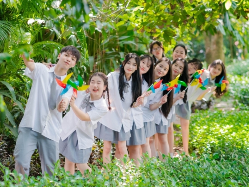 mặc gì đi chụp kỷ yếu với bạn mặc gì đi chụp kỷ yếu với bạn