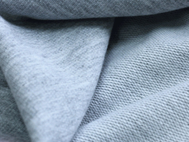 cách giặt áo nỉ không bị xù lông