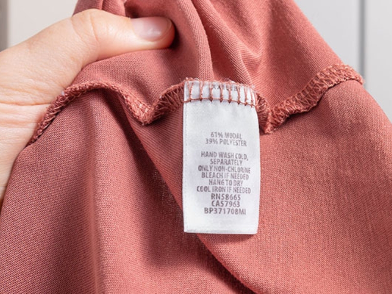 cách giặt áo nỉ không bị xù lông