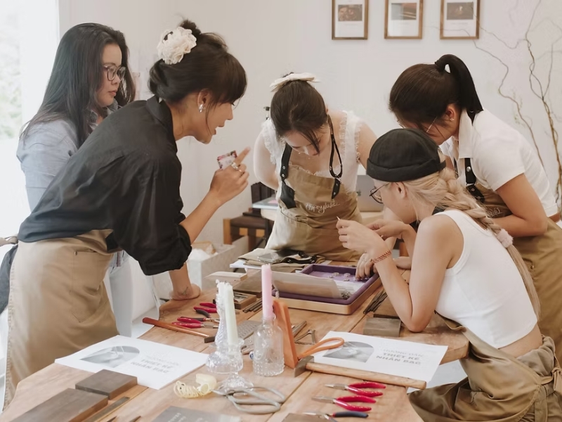 quà tặng valentine cho nữ