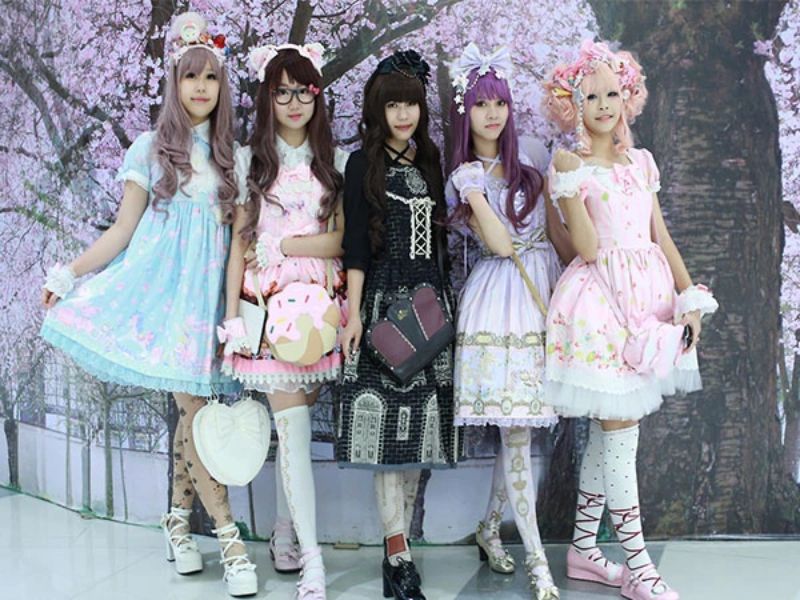 Thời kỳ hoàng kim của Gyaru (1990–2000)