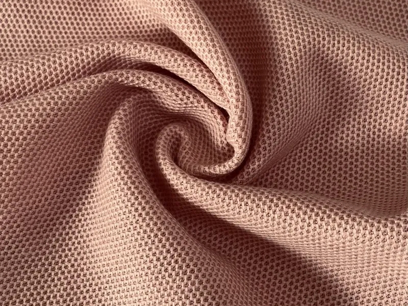 Cá sấu mè TC là loại vải ít co rút