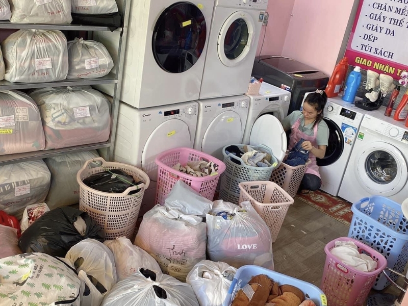 cách tẩy vết mốc trên quần áo