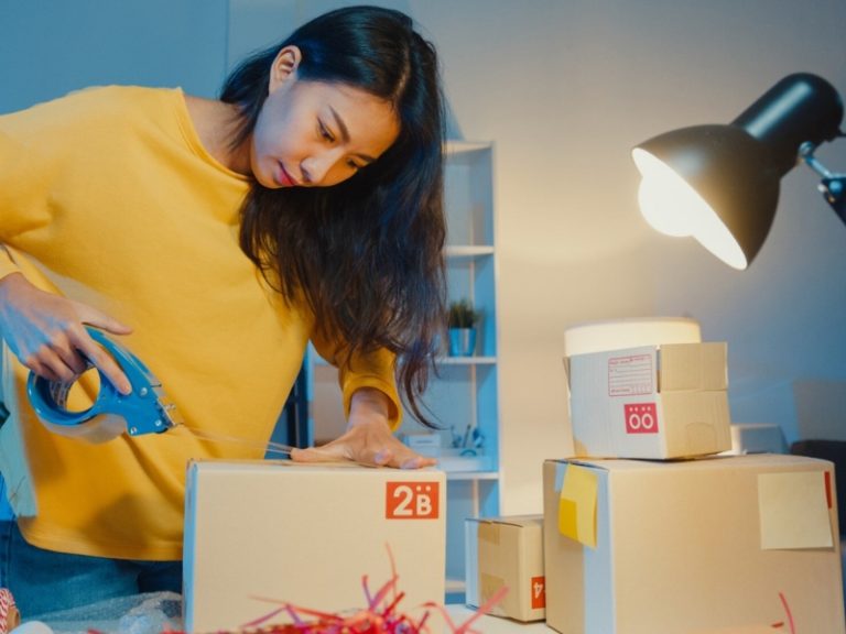 Restock Picture Restock là gì? Ý nghĩa và kinh nghiệm săn hàng hiệu quả