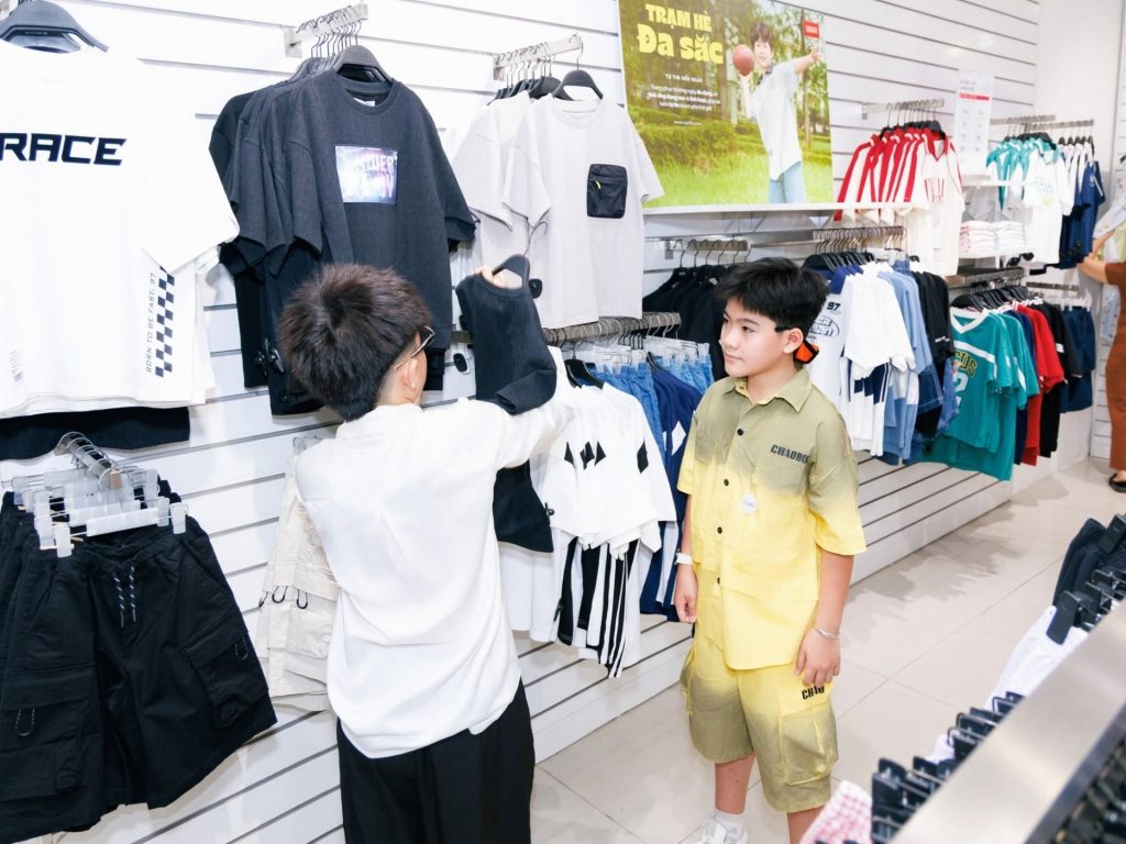 Model Kid Vietnam 2026 bai 13 