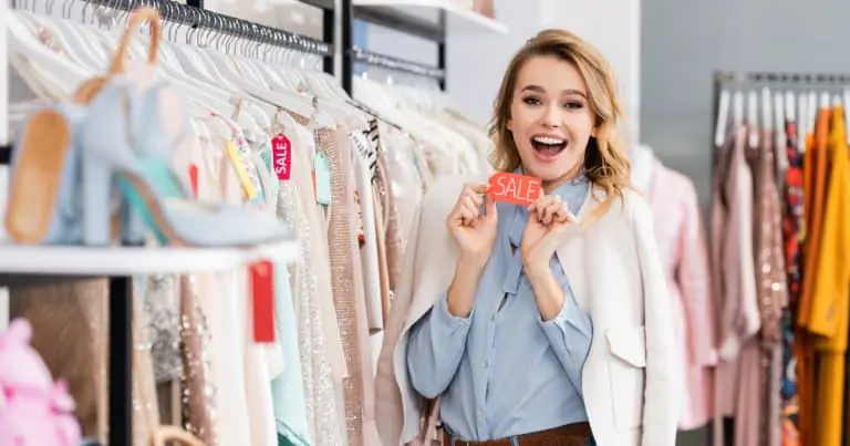 Tiết kiệm ngân sách trong việc mua quần áo Online