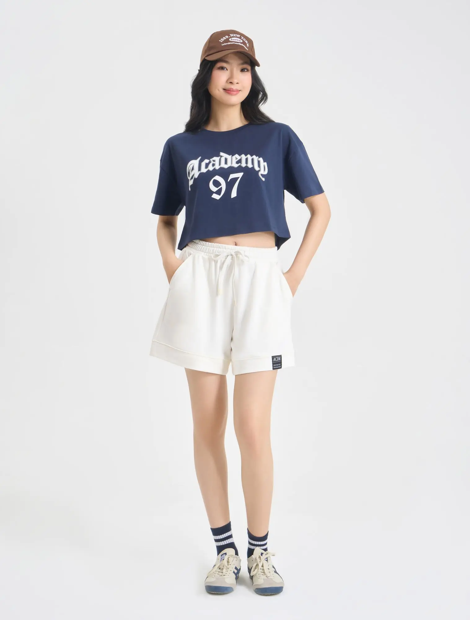 áo phông mặc với quần short
