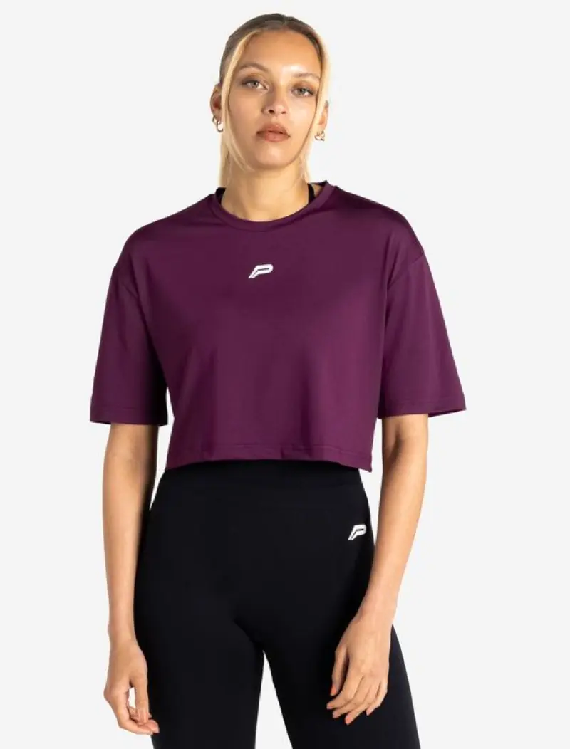 Áo Tím Với Quần Leggings Màu Đen