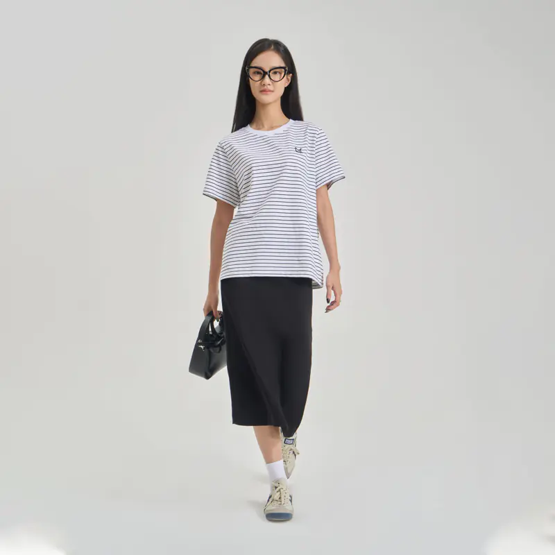 Áo Thun Unisex và Đầm Suông