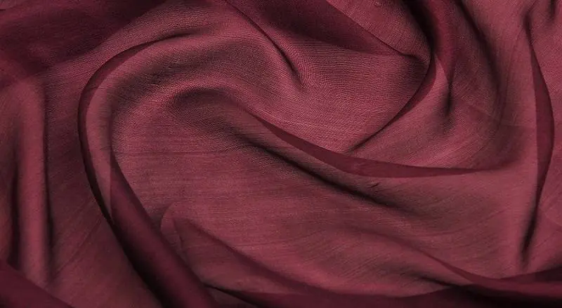 Nhược điểm của chất liệu vải Chiffon
