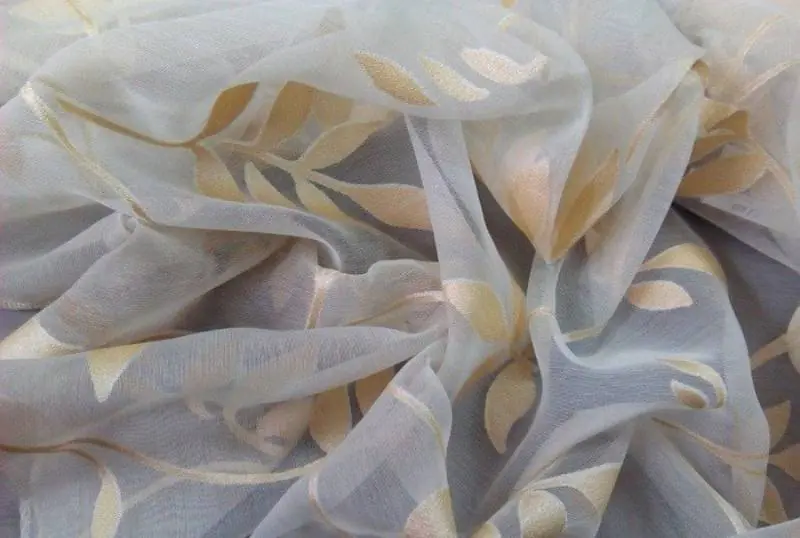 Các mẫu quần áo đẹp làm từ vải Organza