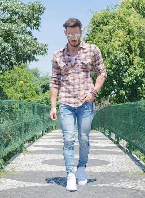 Chọn chiếc áo sơ mi dáng slim 