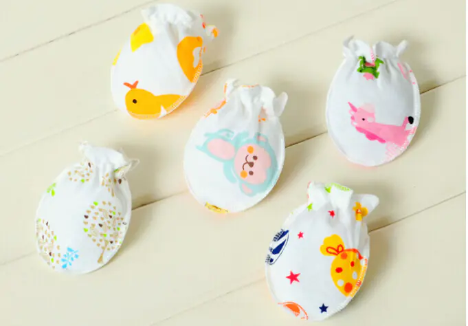 Cách chọn mua bao tay cho trẻ sơ sinh