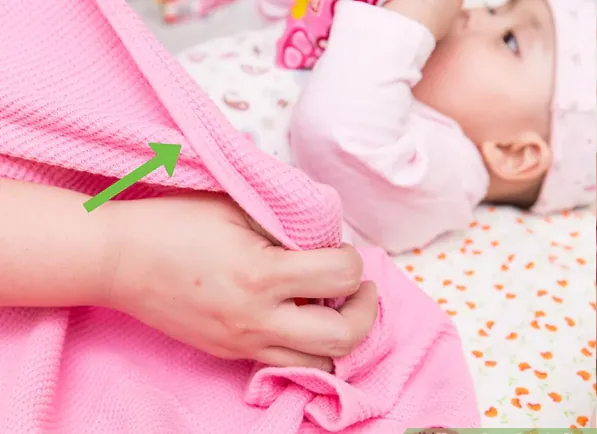 Sử dụng chăn nhẹ hoặc túi ngủ nếu cần thiết.
