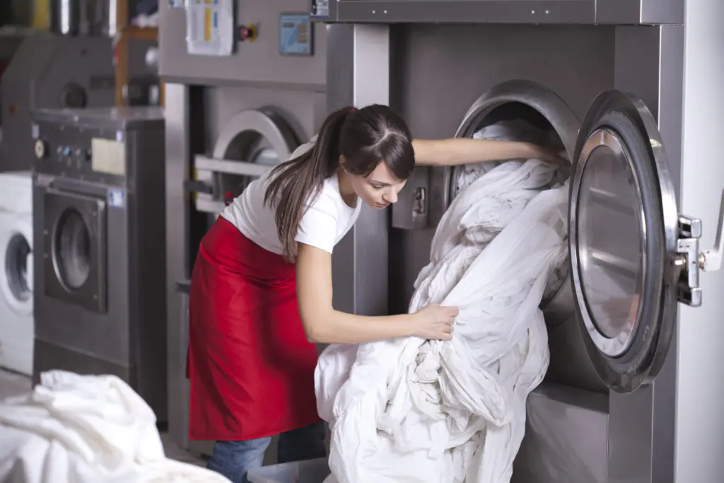 Cách giặt là và bảo quản quần áo vải lanh ( linen )