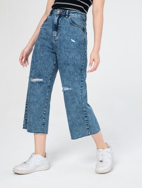 Quần jeans nữ ống rộng